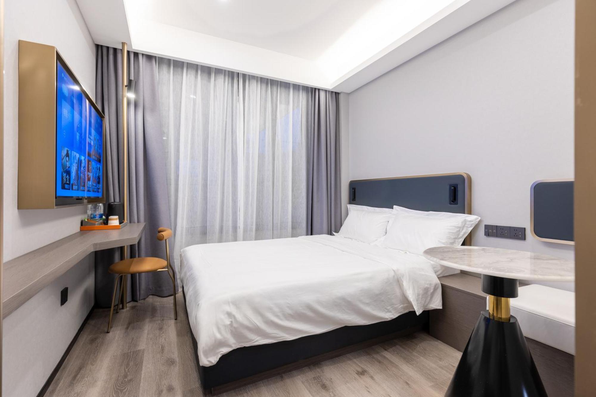 Pengpai Light Luxury Hotel Shanghai